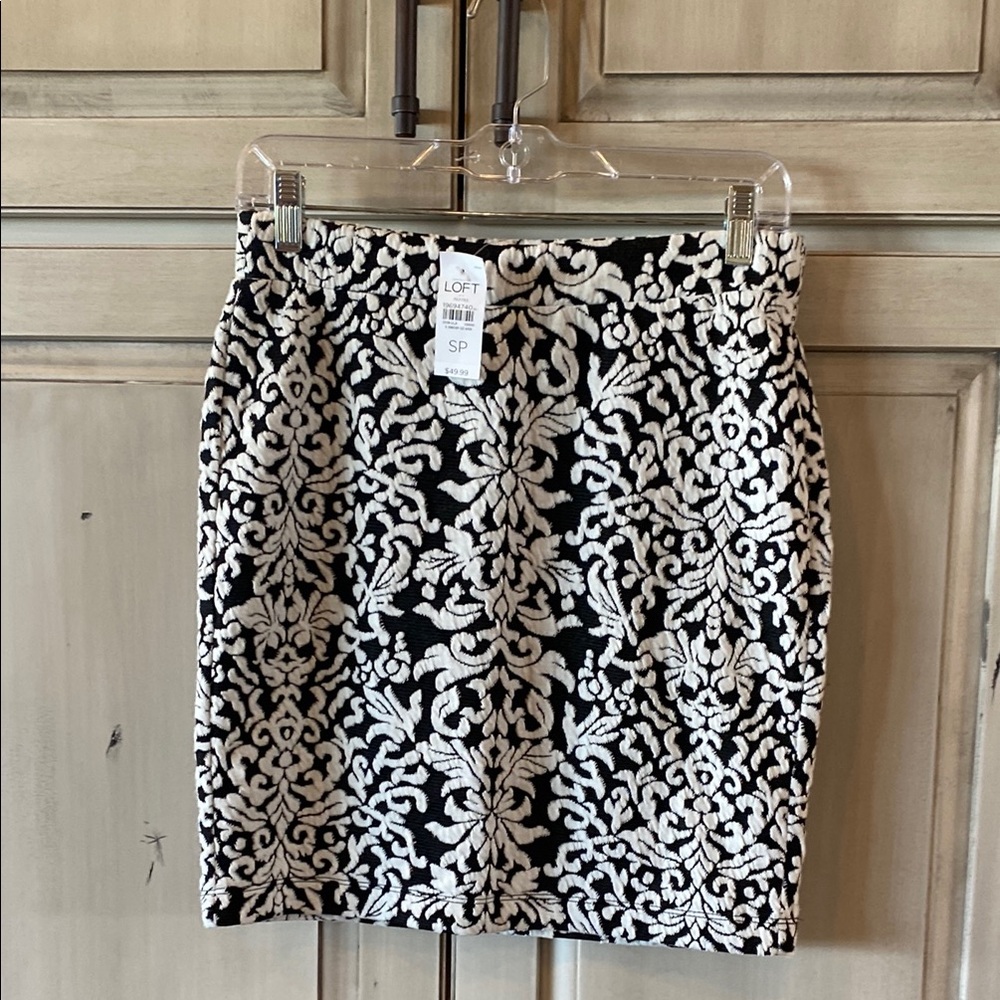 LOFT Black and White Embellished Pencil Skirt